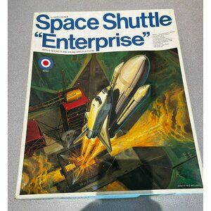 Entex Space Shuttle "Enterprise" Model Kit 1:144 Scale Kit #8529 started